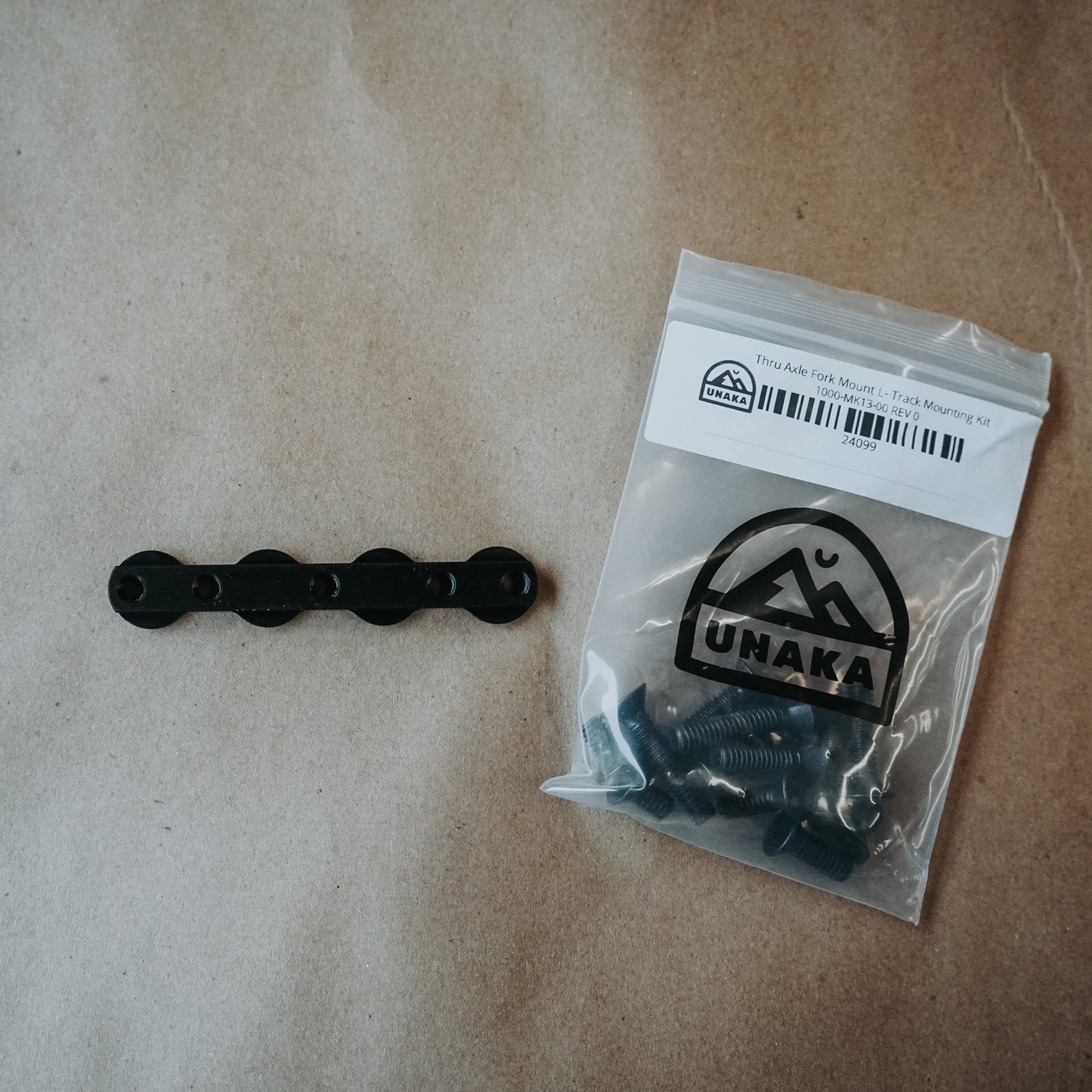 Unaka - Thru Axle Mounting Kit